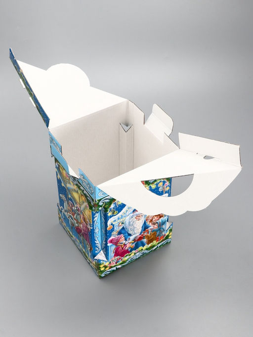 Цена за 2 шт. Подарочная новогодняя коробка «Новогодняя карусель» 15.8×15.8×23.5 см