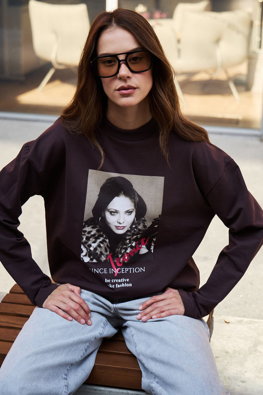 Лонгслив оверсайз с принтом