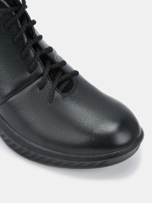 Кроссовки женские SHARM