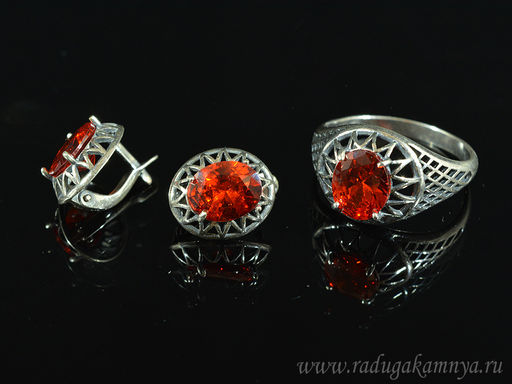 Кольцо серьги с цирконом искусственным, цв.красный размер 20