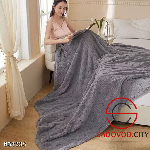 Плед на кровать мягкий