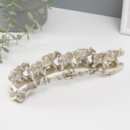 Фигурка полистоун стразы «Семь слонов на бивне», 6.5×22×4.5 см