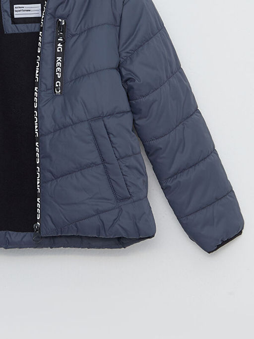 Kap??onlu Bask?l? Erkek ?ocuk ?i?me Mont - Waikiki фото 3