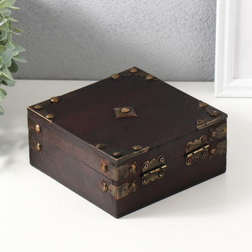 Шкатулка для украшений «Сундук. Адриана», дерево, 14×14×6.5 см