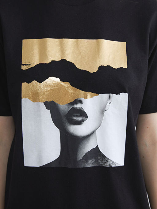 Bisiklet Yaka Bask?l? Oversize Kad?n Ti??rt