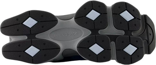 Кроссовки взрослые