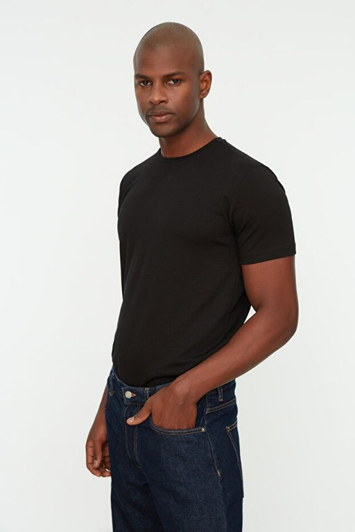 Siyah Basic Regular/Normal Kesim Bisiklet Yaka K_sa Kollu T-Shirt TMNSS22TS0271 - Trendyolmilla фото 2