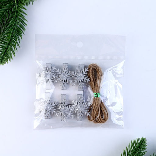 Цена за 2 шт. Прищепки для декора «Снежинки» серебряные, 6 шт.