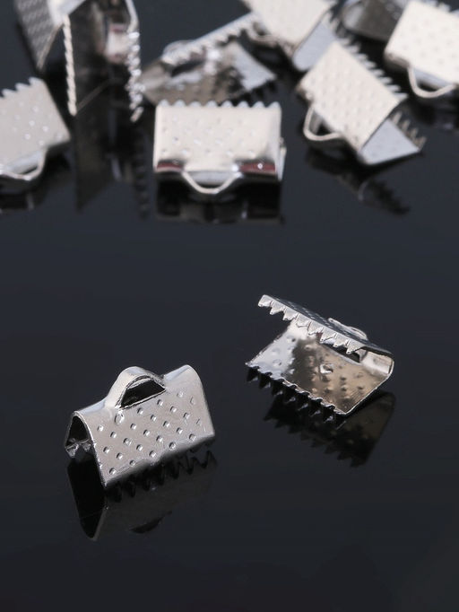 Цена за 4 шт. Зажим для ленты, (набор 20 шт.), цвет серебро, 10 мм, СМ-339