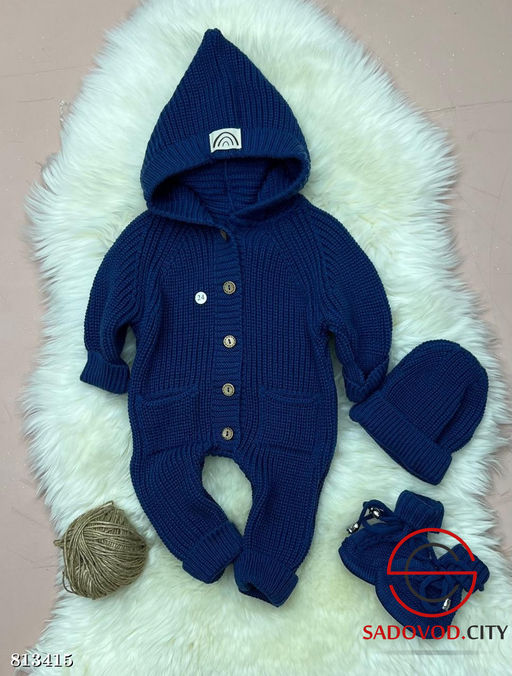 Вязанный комплект 3 ка для новорожденных на выписку