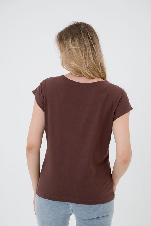 Футболка женская со спущенным плечом из кулирки Лира шоколад с принтом Love - Амадэль фото 4