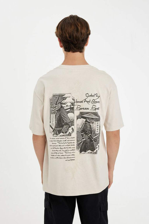 Футболка свободного покроя с круглым вырезом и короткими рукавами с принтом на спине - Defacto фото 6