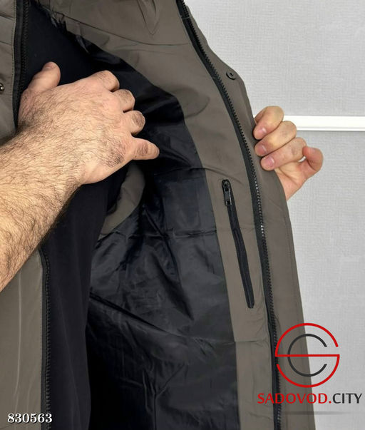 Жилетка мужская с капюшоном