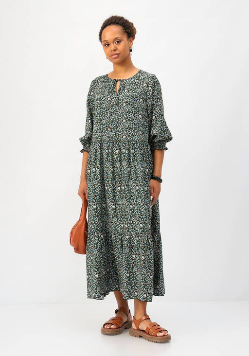 Платье с ярусами из штапеля черный