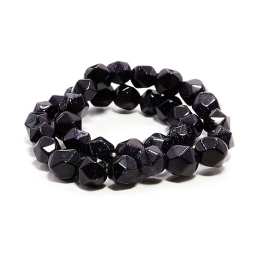 Браслет из камня 6 мм с огранкой Авантюрин синий поможет сберечь красоту и подарить удачу в любви