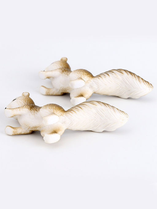 Миниатюра кукольная «Милая белочка», набор 2 шт., размер 1 шт. — 1,5 × 6 × 3,5 см