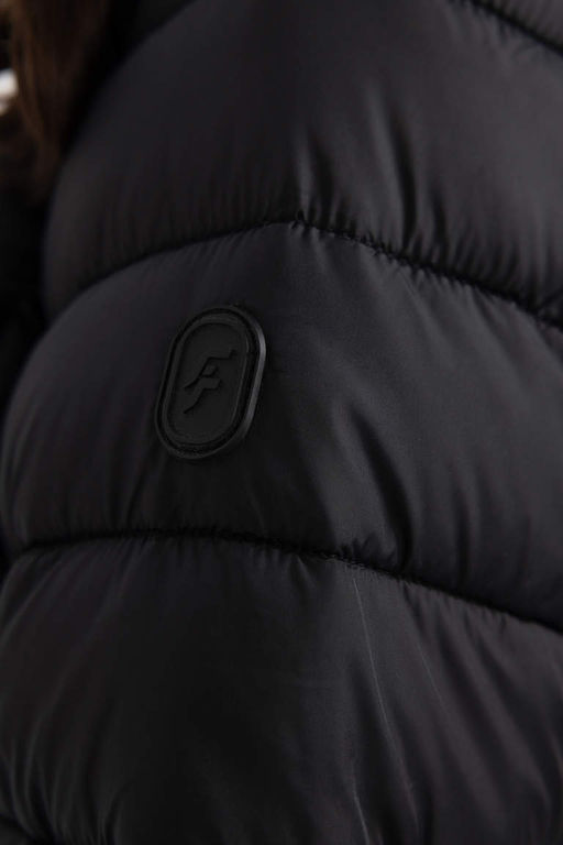 DeFactoFit Водоотталкивающий приталенный крой Стеганый пуховик на молнии с карманом и капюшоном Длинный пуховик Парка  фото 9