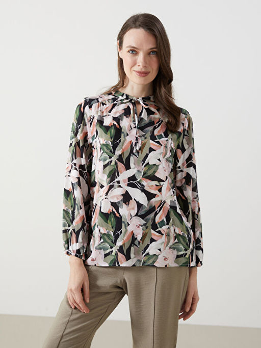 Ba?lamal? Yaka Desenli Kad?n Bluz