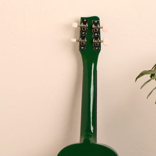 Сувенирный музыкальный инструмент гитара-укулеле «Любовь», 55×20×6 см