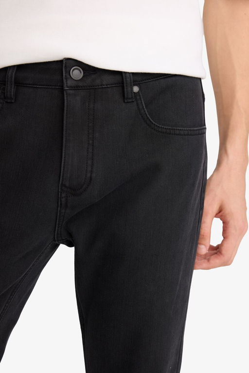 Джинсовые брюки Sergio Regular Fit Normal Mold с нормальной талией и зауженными штанинами - Defacto фото 11