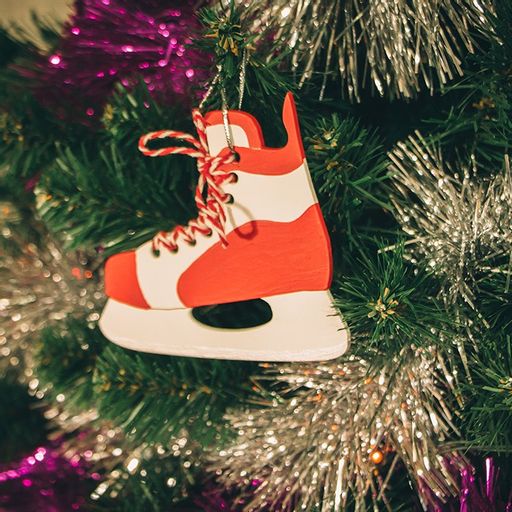 Елочная игрушка ручной работы - Хоккейный конек