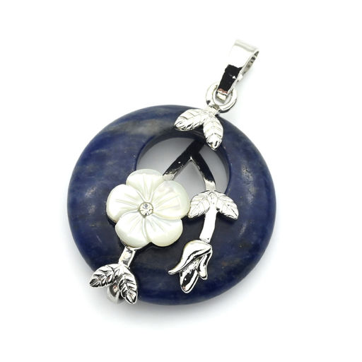 Подвеска с камнем из содалита круг 27мм с цветами