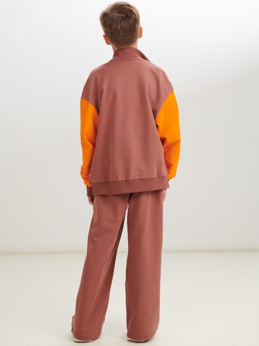 Костюм спортивный