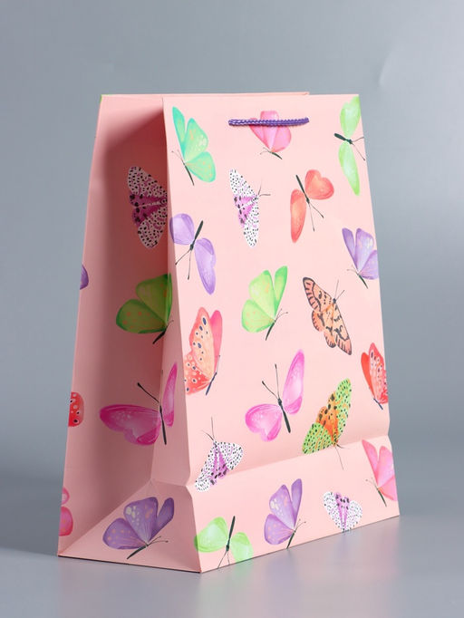 Пакет подарочный ламинированный «Крылья счастья», розовый, 26×12×32 см
