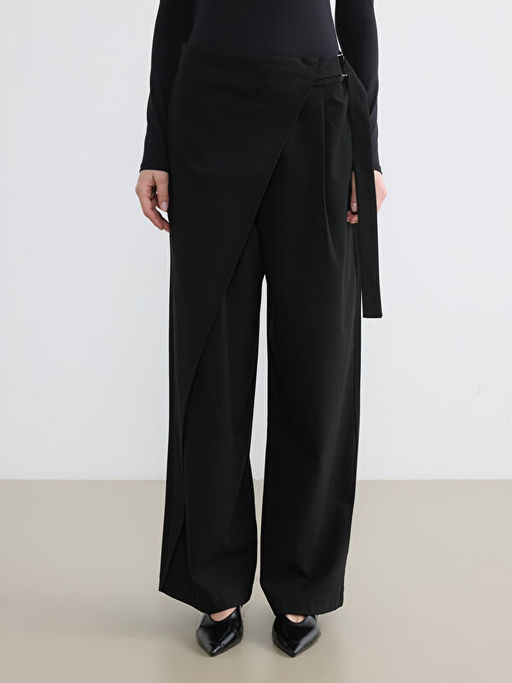 Beli Kemerli Geni? Pa?a Kad?n Pantolon