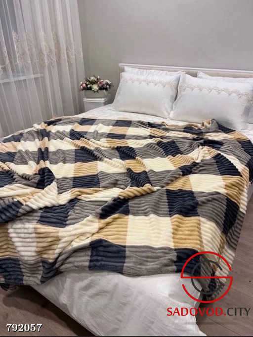 Плед для дома на диван или кровать