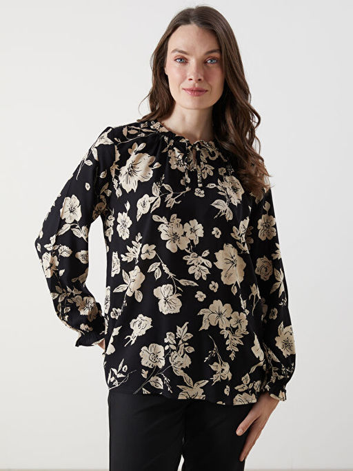Ba?lamal? Yaka Desenli Bluz