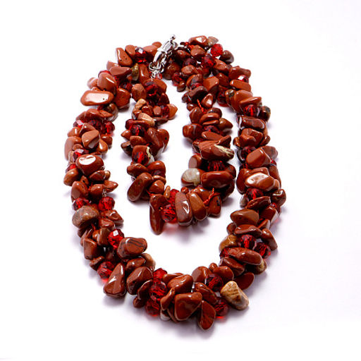 Бусы из камня Красная яшма привлекает богатство и удачу, оберегает владельца