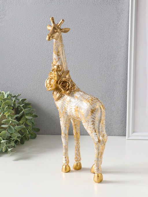 Фигура полистоун «Жираф с листьями и цветами», бело-золотой, 17.3×8.3×35.5 см