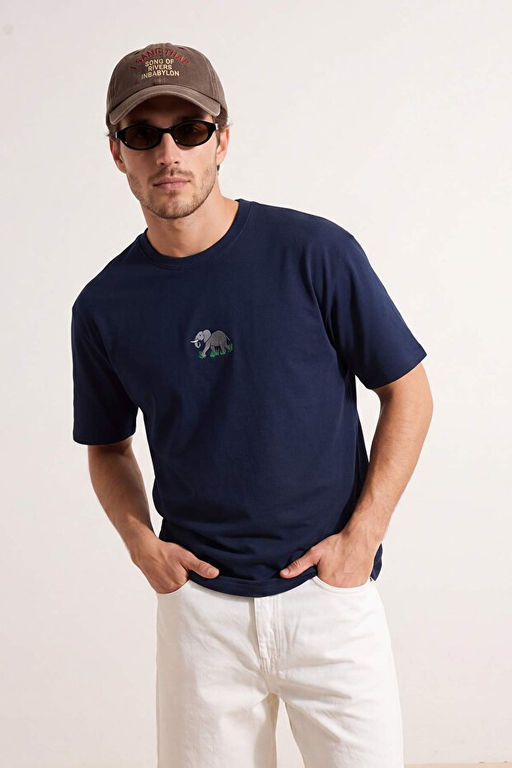Lacivert Unisex Oversize/Geni_ Kal_p Fil Nak__ %100 Pamuk T-Shirt TMNSS26TS00077 - Trendyolmilla фото 2