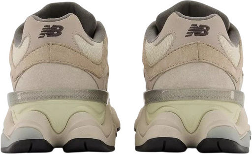 Кроссовки взрослые