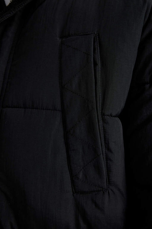 Водоотталкивающая куртка-пуховик с капюшоном. Парка - Defacto фото 5