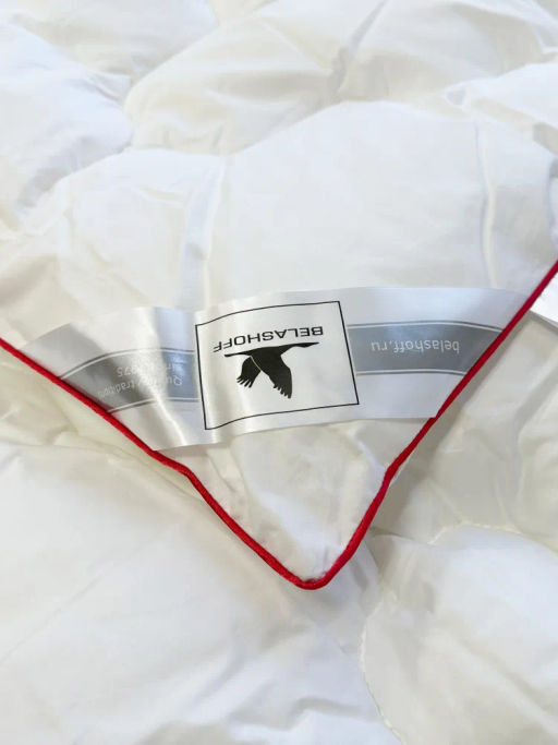 Всесезонное одеяло BELASHOFF 172х205 см повышенной плотности