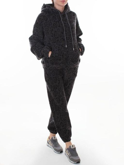 003 DK. GRAY/LEOPARD Костюм спортивный зимний женский (95% хлопок, 5% полиэстер)