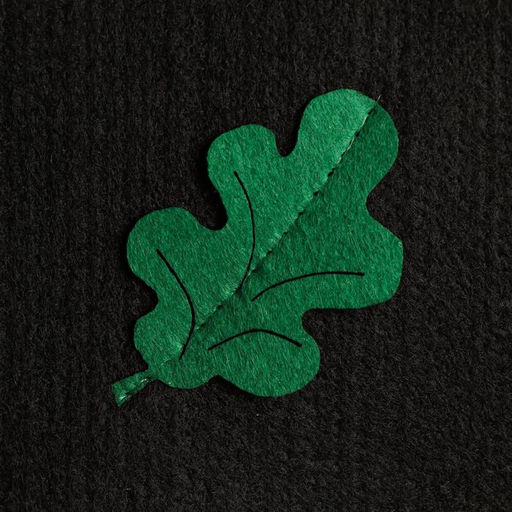 Рукавица для бани с аппликацией «Дубовый лист», полиэфир, чёрный,