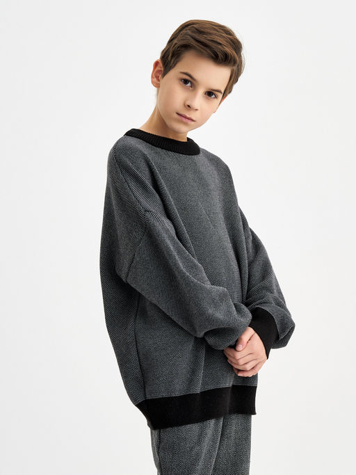 Черный джемпер для мальчика