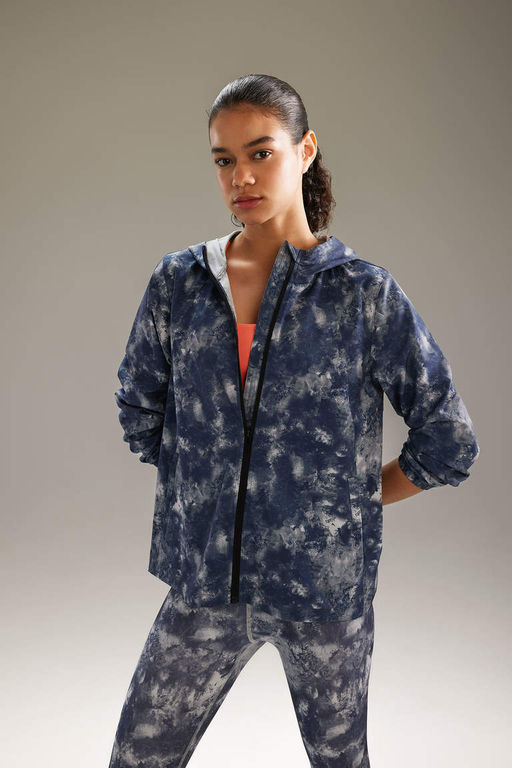 Водоотталкивающее пальто приталенного кроя с сетчатой подкладкой и капюшоном DeFactoFit, гибкое текстурированное пальто  фото 4