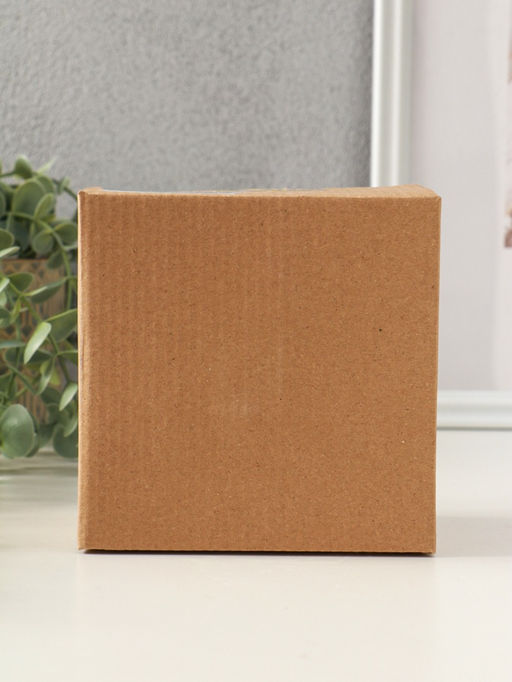 Фигурка полистоун «Дедуля с бабулей на диване читают книгу», 12×5×11 см