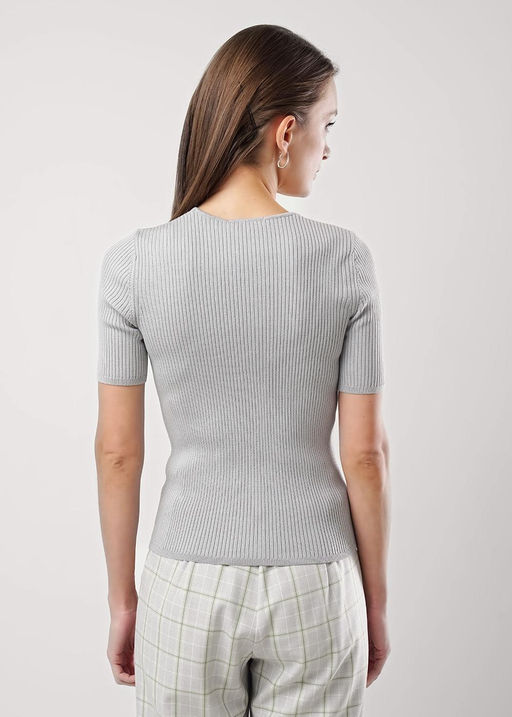 254436/167вп Джемпер женский (ЧЗ)