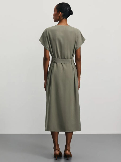 Приталенное платье из вискозы с ремнем / Zarina  фото 5