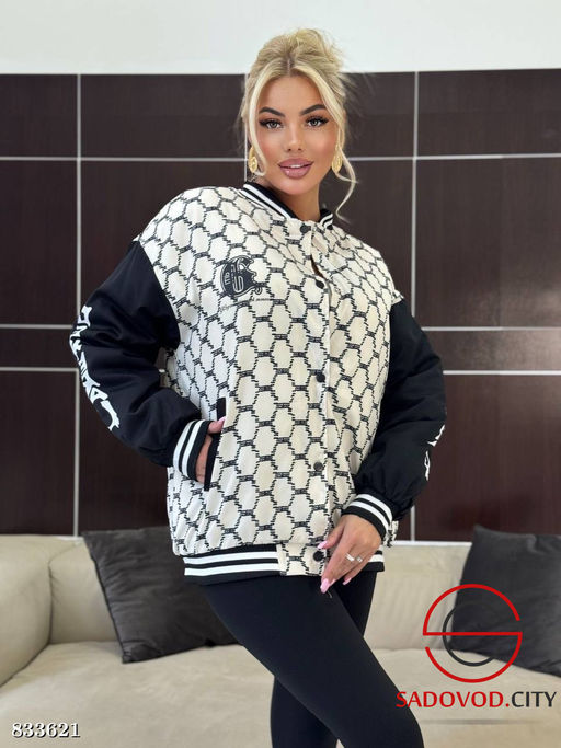 Бомбер с надписью женский