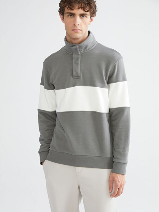 Dik Yaka Erkek Sweatshirt
