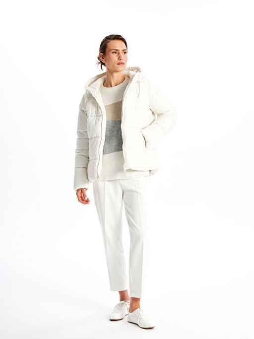 Kap??onlu Kad?n ?i?me Mont