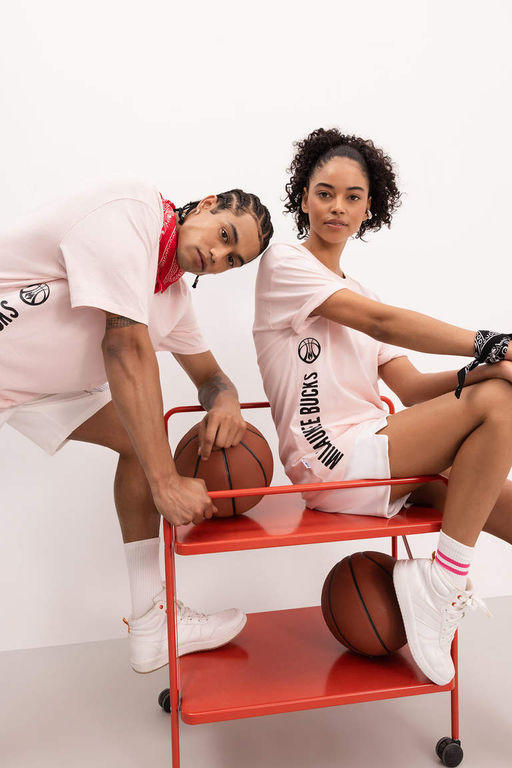 DeFactoFit NBA Milwaukee Bucks Boxy Fit Bisiklet Yaka K?sa Kollu Tisort  фото 2