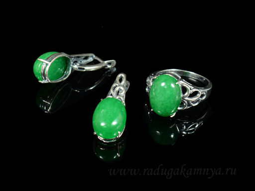 Кольцо Серьги с кварцем (имитация хризопраза) размер 19
