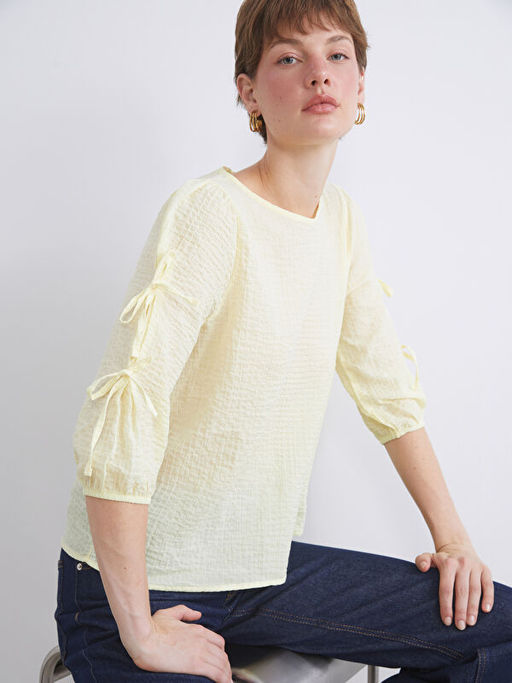 Bisiklet Yaka Dokulu Bluz